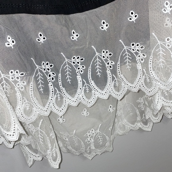 3X Hi-Lo Black Dress Extender - Picture 4 of 5